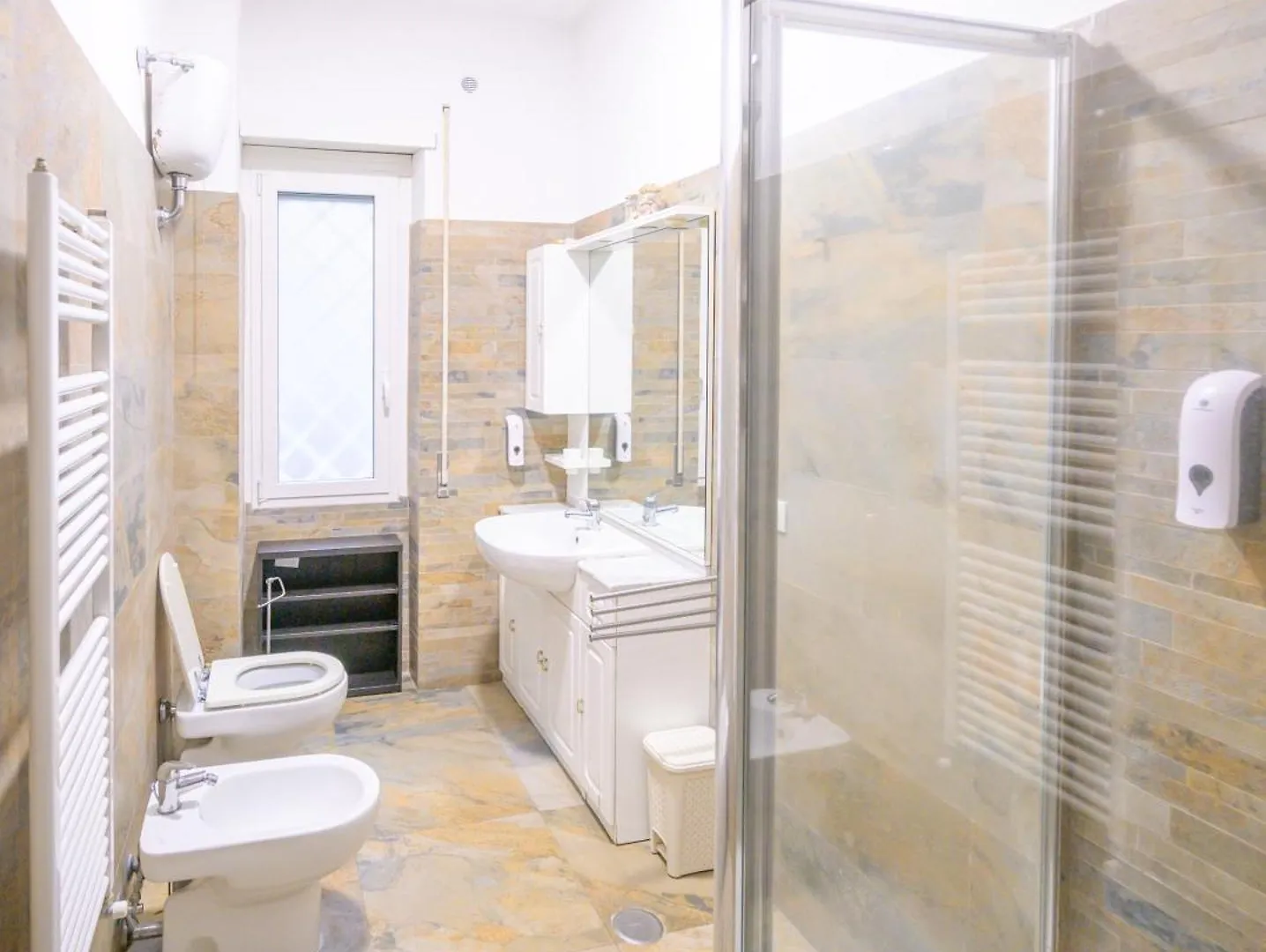 Apartment Home Sweet Home San Pietro Rome